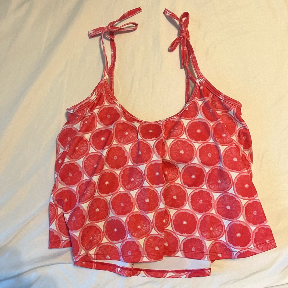 KORTNI JEANE size medium swing top swim. EUC.